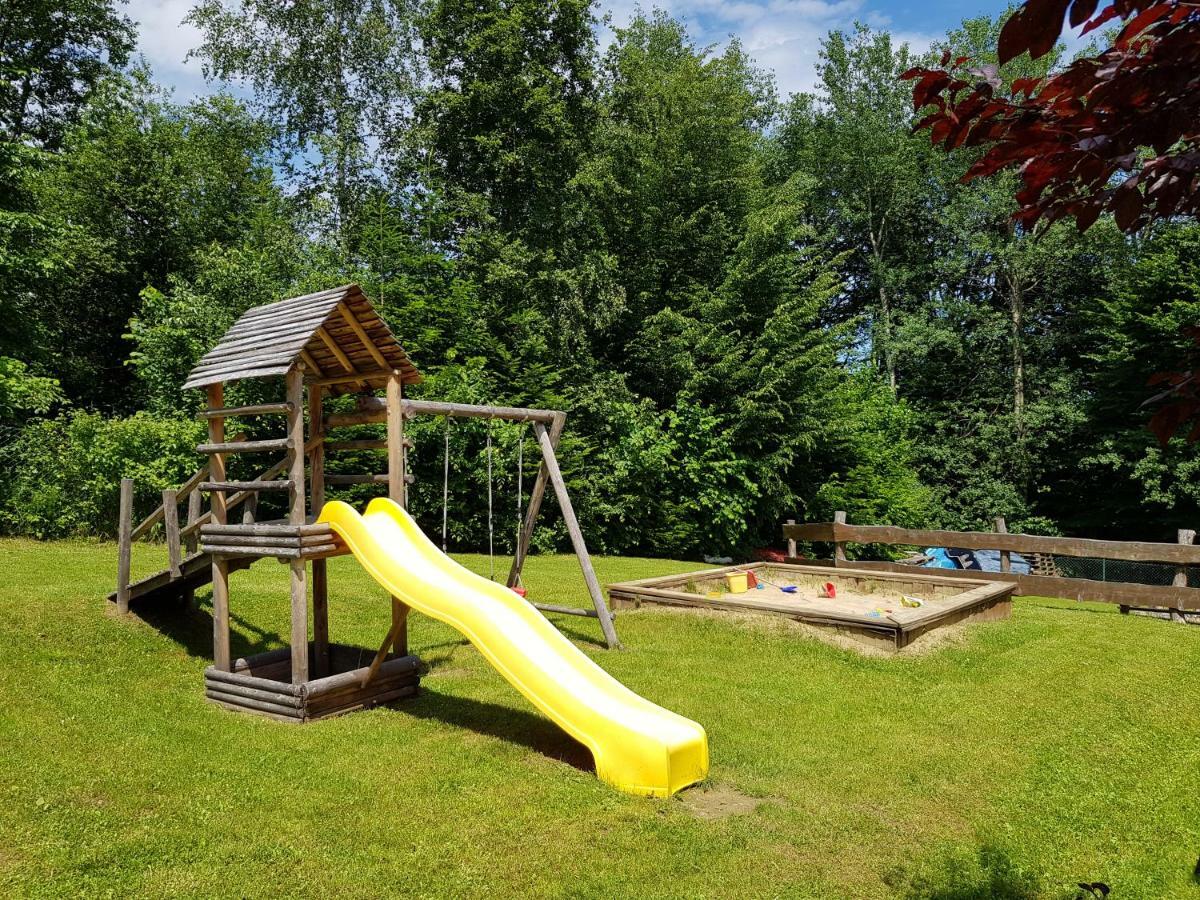 Caloroczne Domki Nad Zatoka Polańczyk 외부 사진